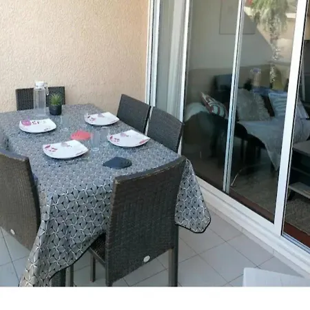 Duplex Climatise 2 Chambres, Piscine, Parking, A Pied A 100m Apartment *